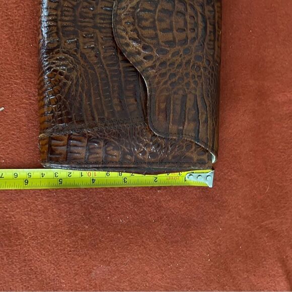 VEARI VEGAS NIGHTS ALLIGATOR WALLETS CLUTCH NEW - Picture 10 of 11